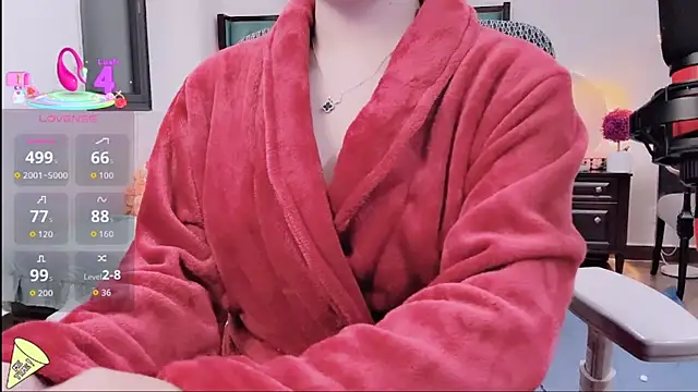 Caryln-Bun live sex cam