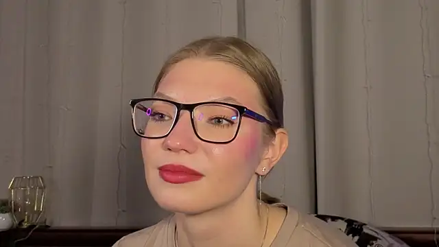 JeaneneWoltz's cam snapshot