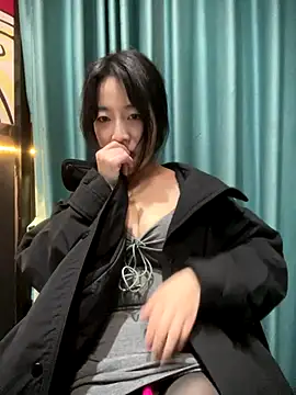 yourkeer live sex cam