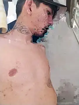 Lucasmk777's cam snapshot