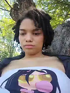 ChloeRaviss_'s cam snapshot