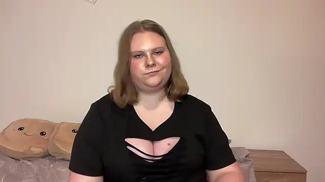 BriannaFlirty's cam snapshot