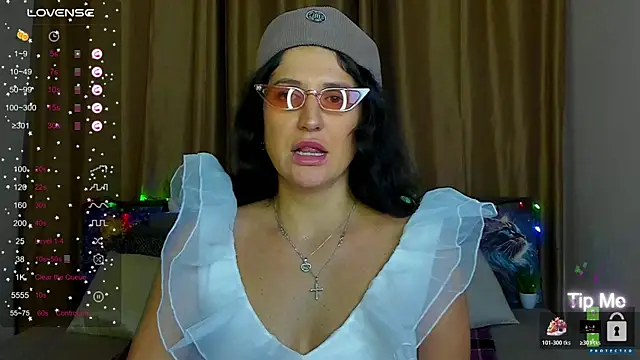 Alianna_Solo_Kisses's cam snapshot