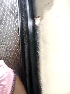 Ledi_brown's cam snapshot