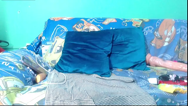 avaleri_cherry's cam snapshot