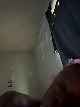 Tishrella6's cam snapshot