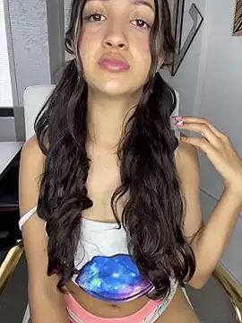 cammirose_'s cam snapshot