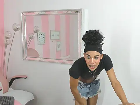 Amaia_Monroe live sex cam