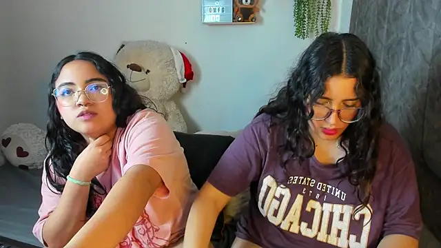maddie-and-chelsea- live sex cam