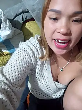 Melylyna's cam snapshot