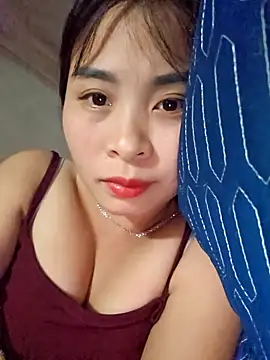 Squirrel-Pear's cam snapshot