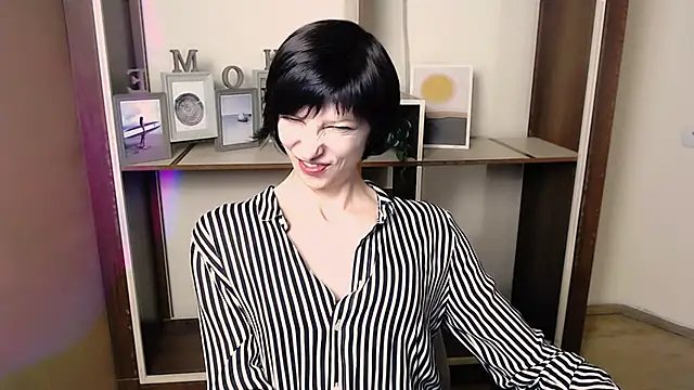 _AngeliaFlow_ live sex cam