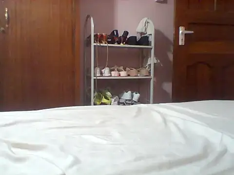 Hotty_254's cam snapshot