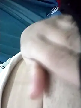 Thikshow2k's cam snapshot