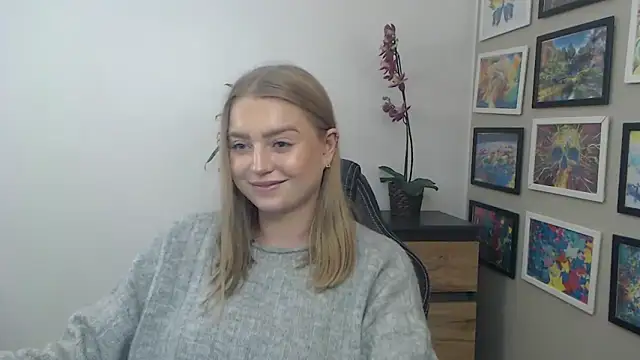 Mysteryerica's cam snapshot