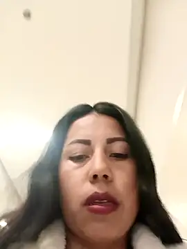 _andrea30 live sex cam