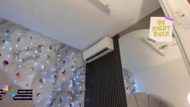 Katemoss70 live sex cam