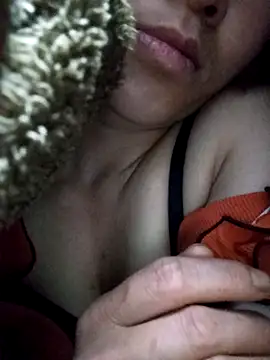 bonnie-00's cam snapshot