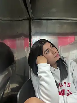 ZiaCalifa's cam snapshot