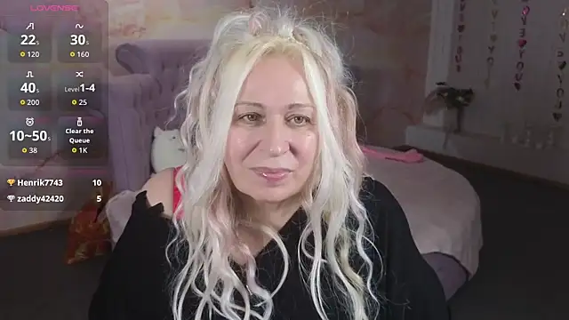 Penelope_Pinky's cam snapshot