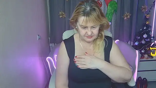 EmmaEllison's cam snapshot