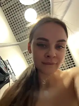 KristiRich live sex cam