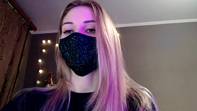 Iris_lave's cam snapshot