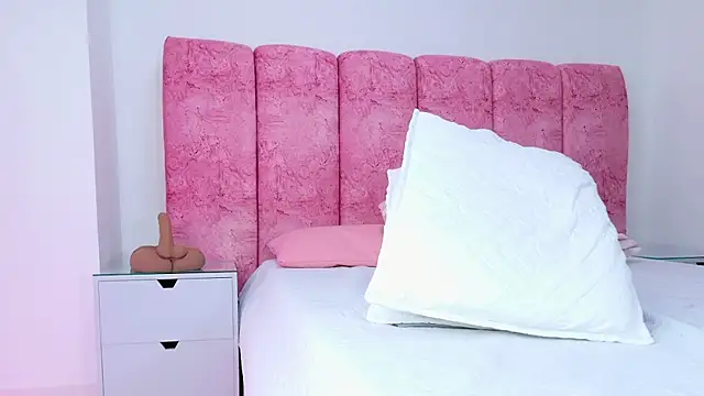 kendal_rossi live sex cam