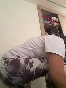 Abby-LS's cam snapshot