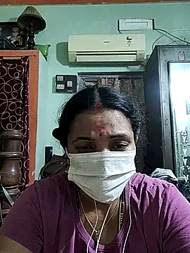 bhavyasri_55's cam snapshot