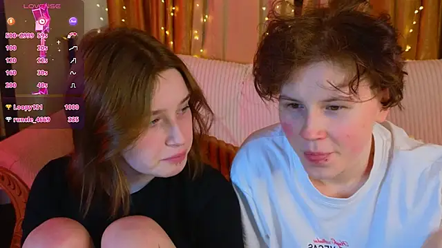 Girls_Fingers's cam snapshot