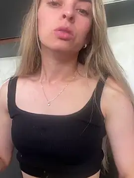 SweetGraciosa live sex cam