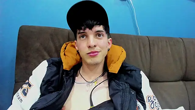 Jheampiiero live sex cam