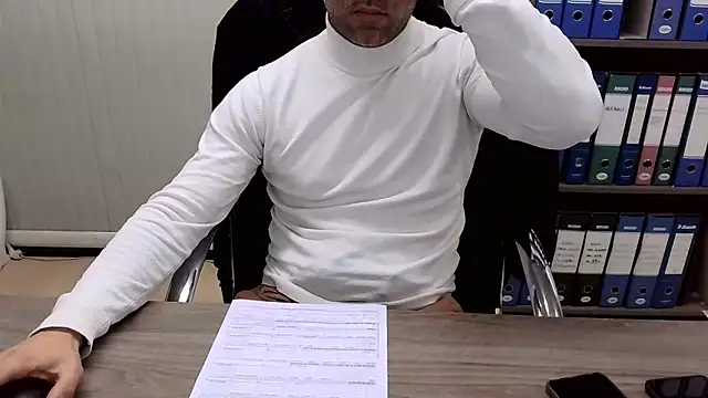 Evasionee live sex cam