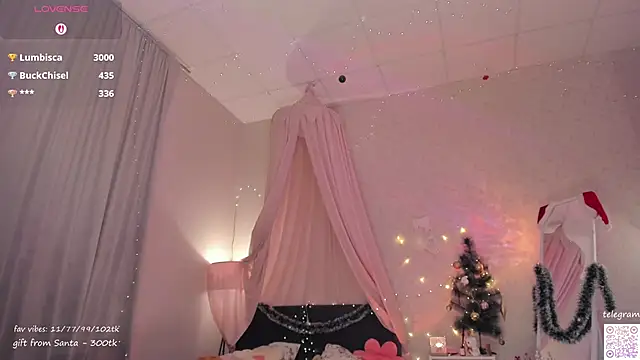 lilly_Cherry_'s cam snapshot