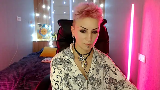 Sweet-n-Strong live sex cam