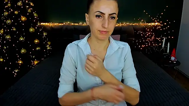 Rebecca_Diamond's cam snapshot