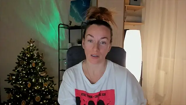 RebeccaMartinez's cam snapshot