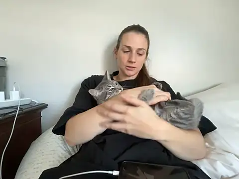 MissSwitch live sex cam