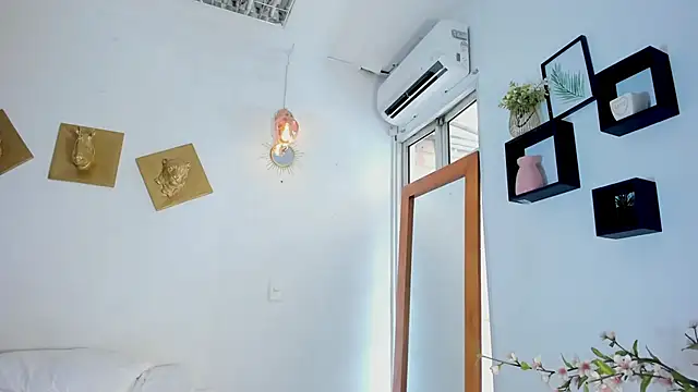 Aleexiiaa live sex cam