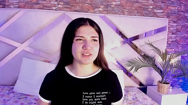 Valery_Brand's cam snapshot