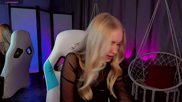 TessaGrays's cam snapshot