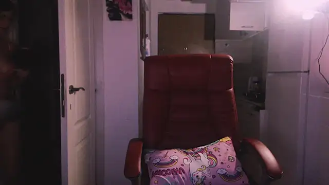 simyhvn's cam snapshot