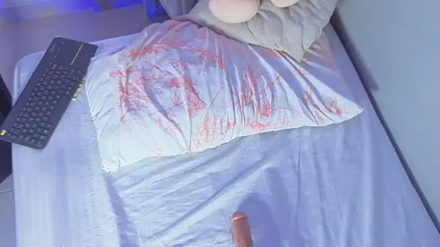 CandelaCool_'s cam snapshot