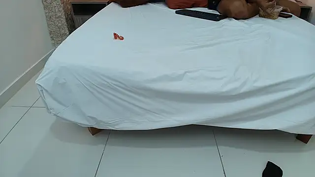 zoe_bermudez's cam snapshot