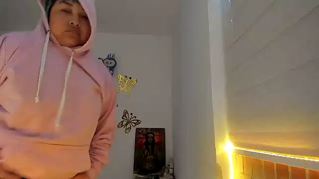 Shaddycute_'s cam snapshot