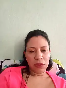 LeilaTaylor live sex cam