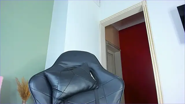 taeni_lara live sex cam