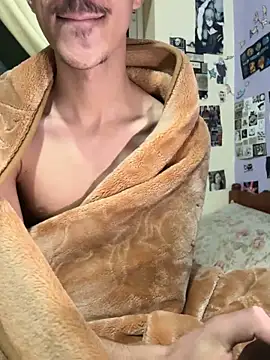 HitShelf live sex cam