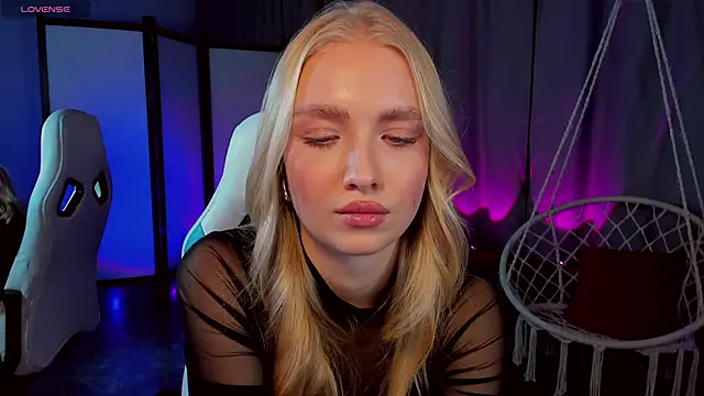 TessaGrays's cam snapshot